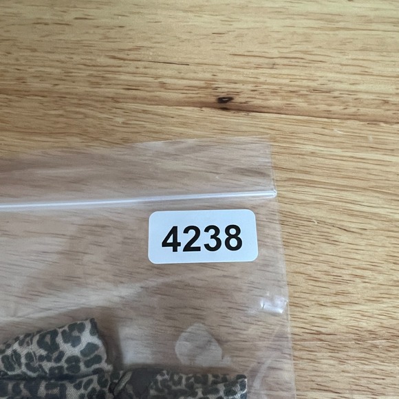 Bette Court Top Womens M Old Money Preppy Animal Print Herringbone Green Brown - Picture 6 of 7